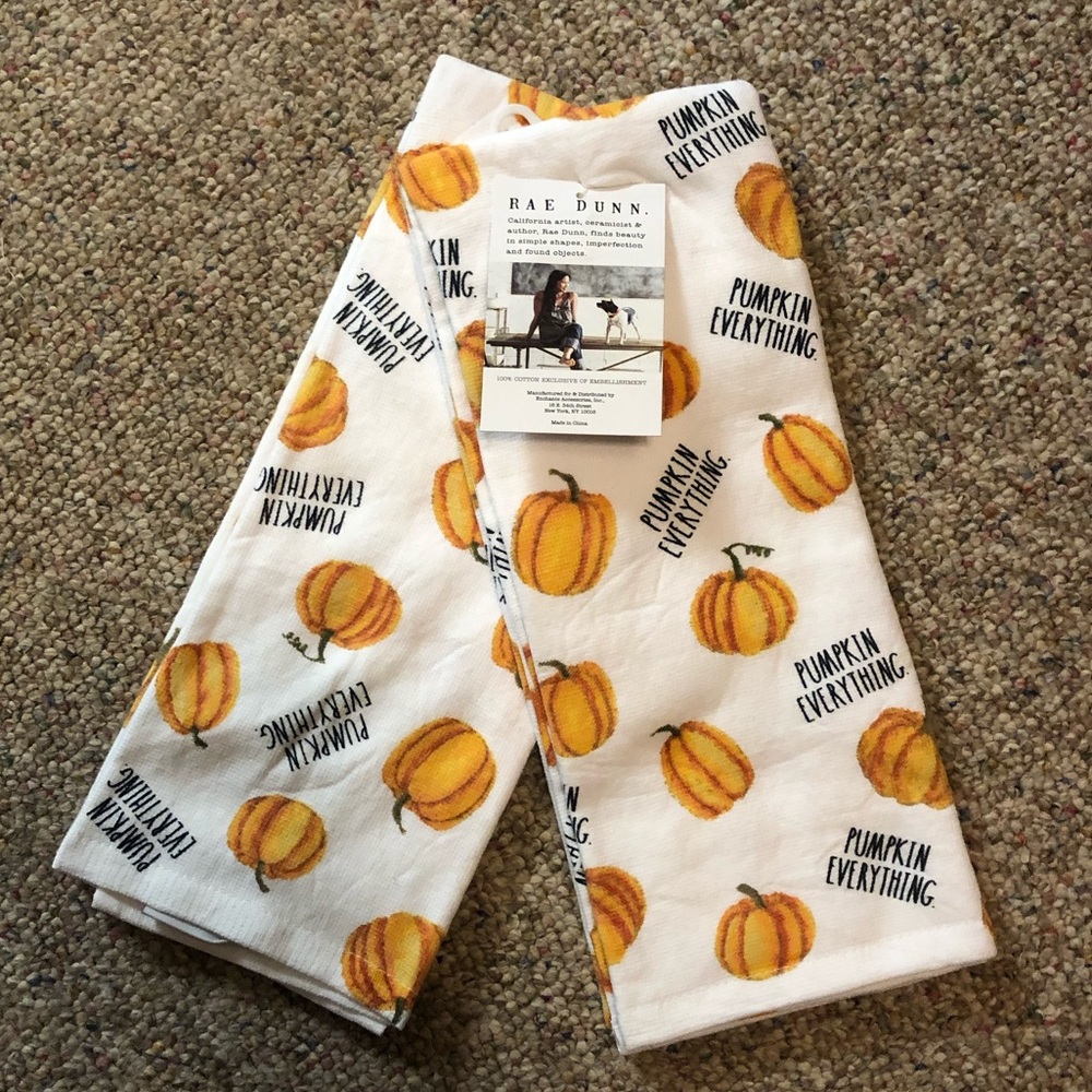 ๐ Rae Dunn PUMPKIN EVERYTHING Kitchen Towels 2 - Picture 2 of 8